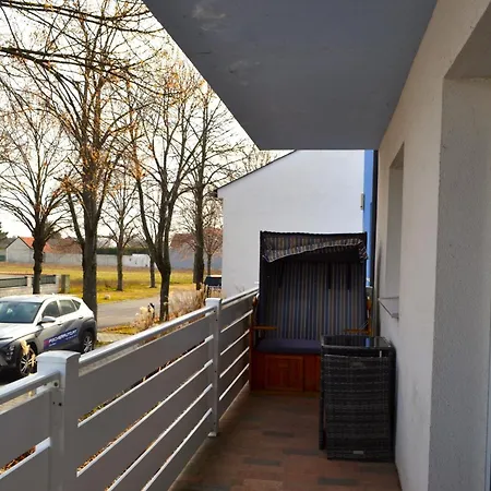 Ferienwohnungen Halbturn Exterior photo